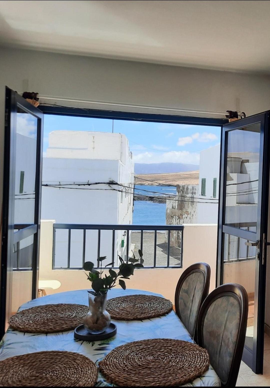 Balcon De Caleta Apartment Caleta de Caballo Bagian luar foto